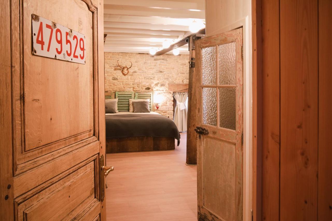 Les Chambres Du Chat Sainte-Cécile Eksteriør bilde
